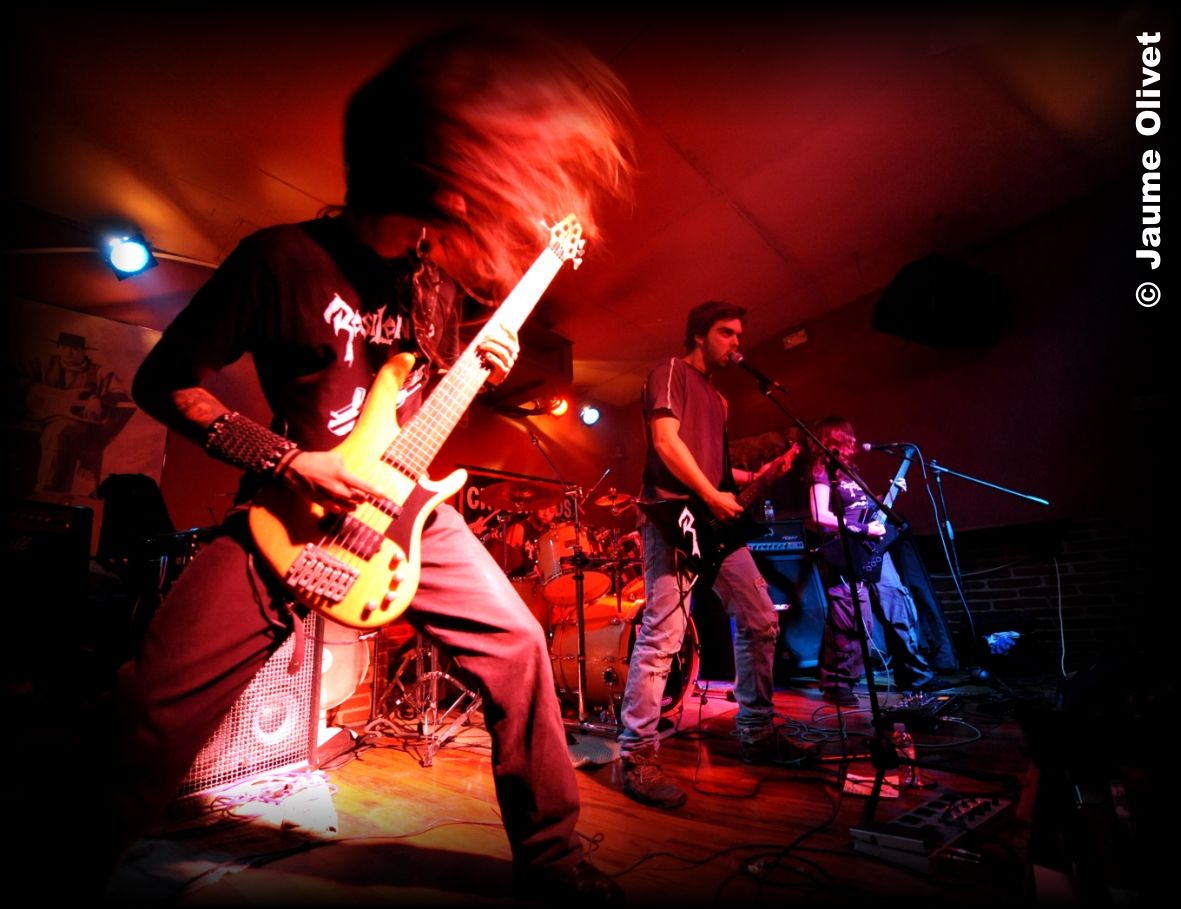 crossroad_0203 � Jaume Olivet