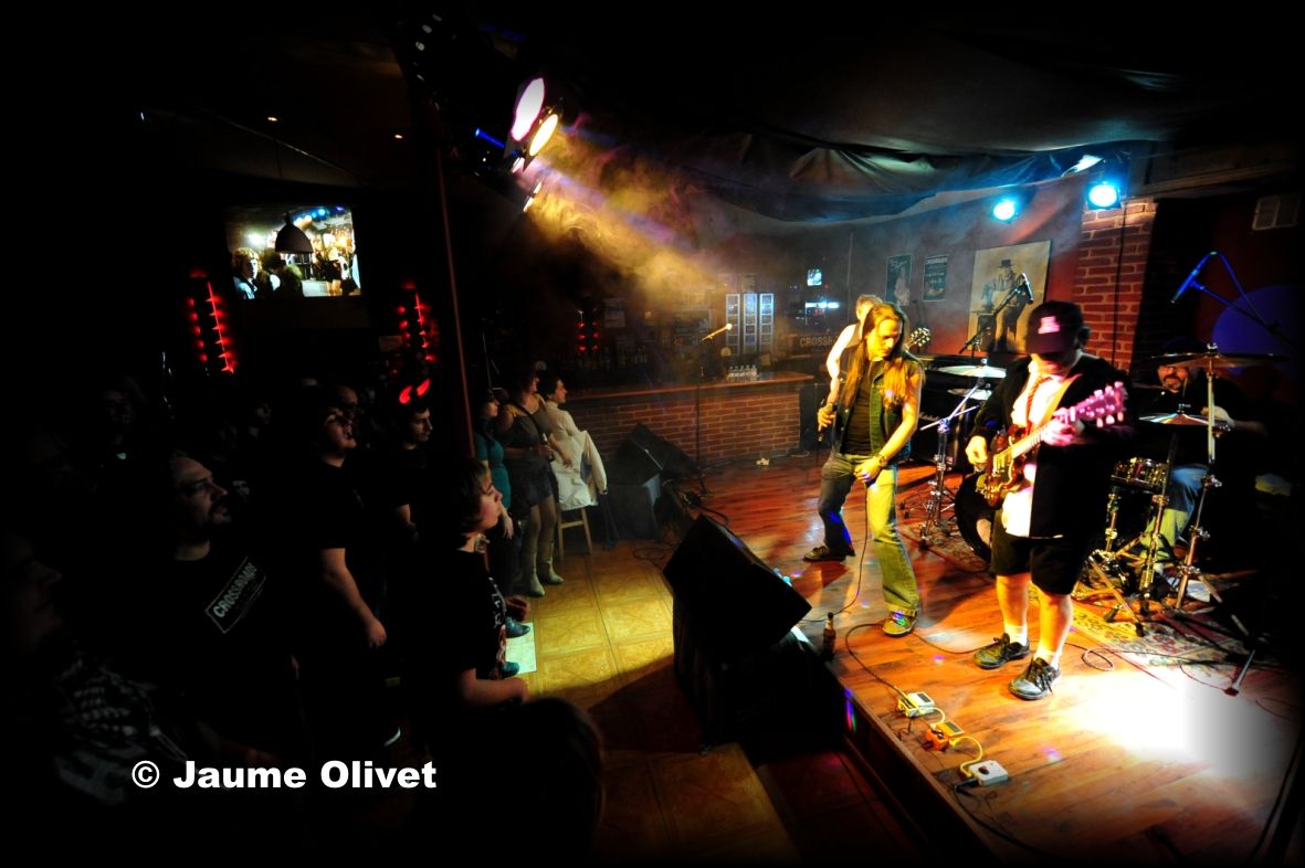 crossroad_0102 � Jaume Olivet